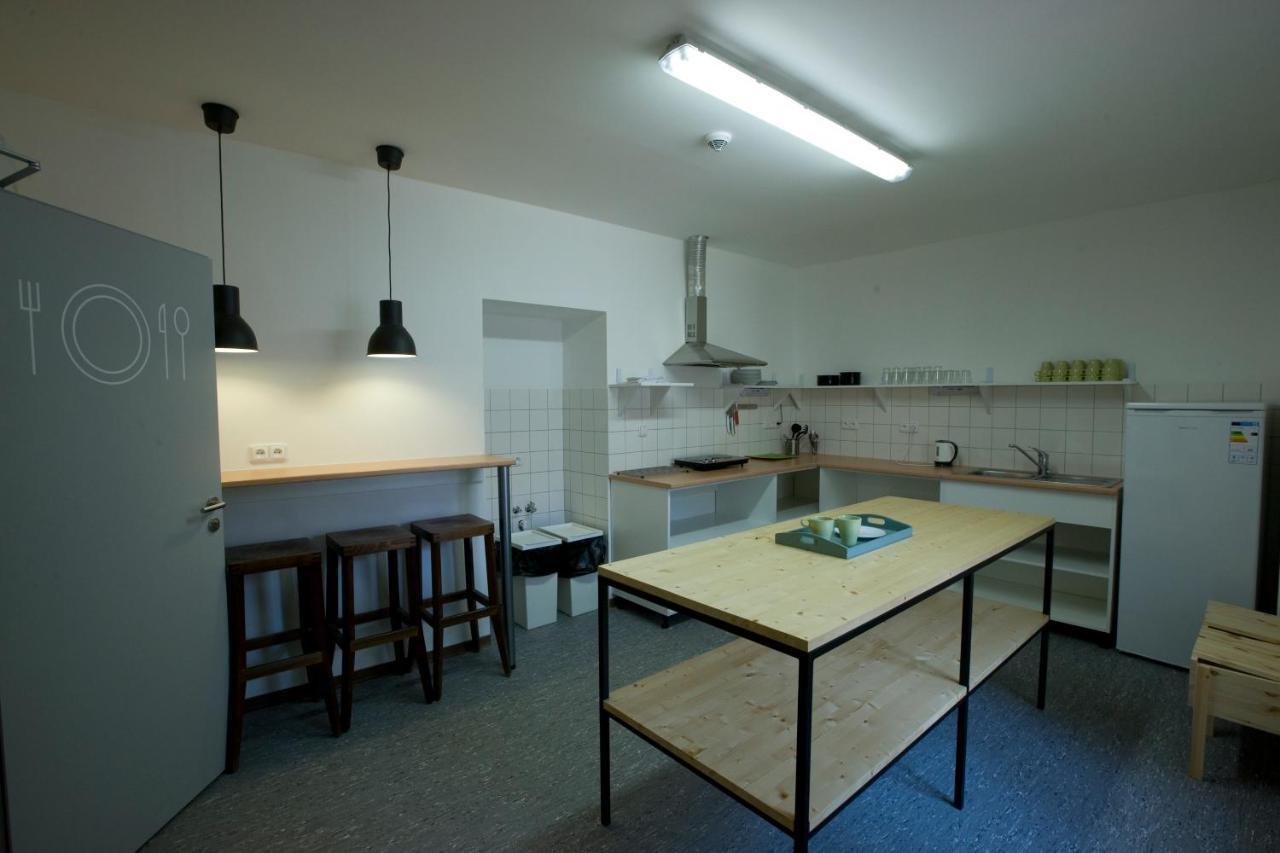Hostel U Zlateho Kohouta Kroměříž Buitenkant foto